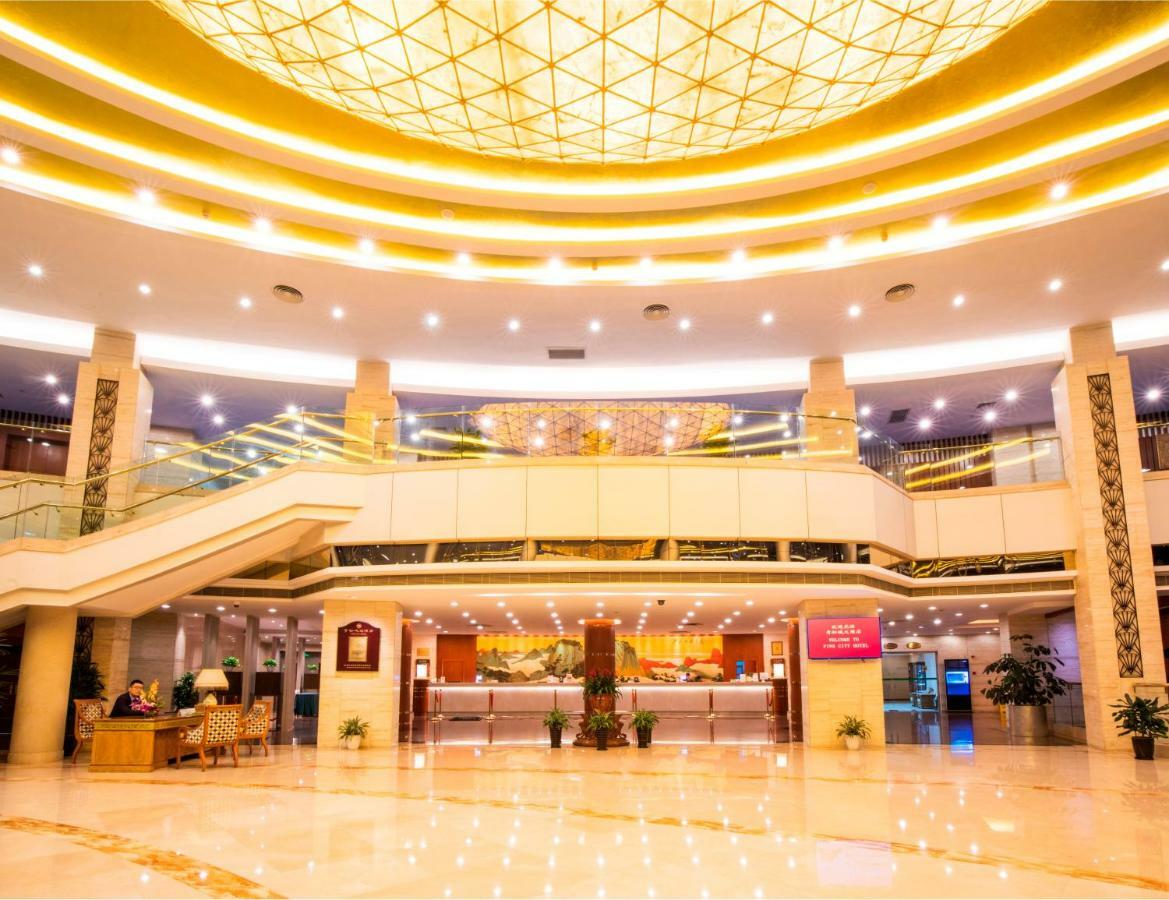 Jin Jiang Pine City Hotel Shanghai Exterior foto